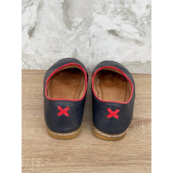 CHARIX Dark Navy Slip On size 38 /7.5 - Picture 5 of 8